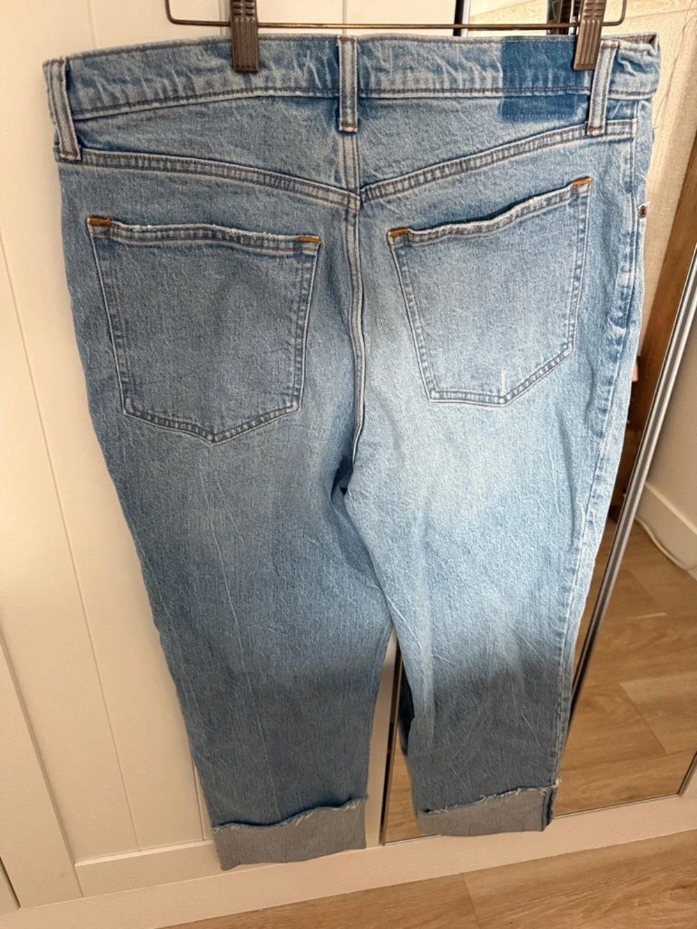 Abercrombie & Fitch Light Wash Straight Leg Jeans - Picture 3 of 5